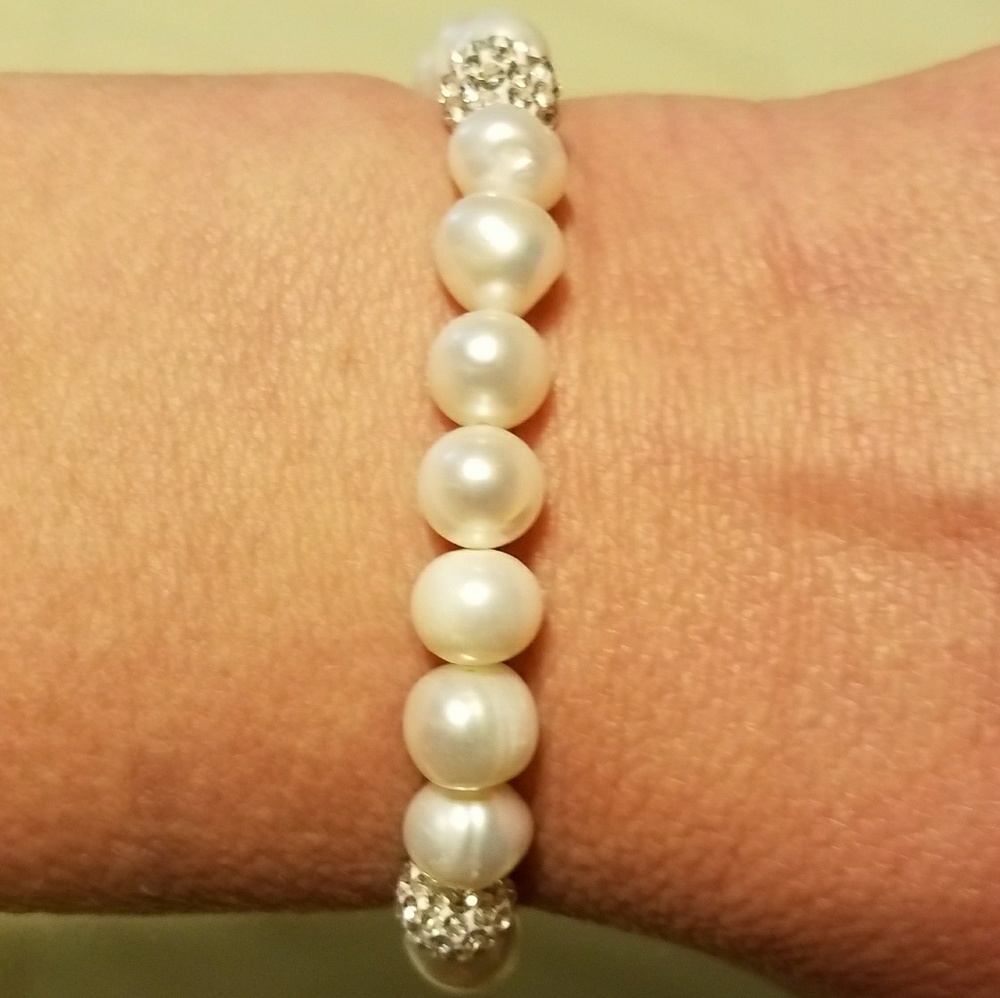 NWOT Genuine Fresh Water Pearl Bracelet